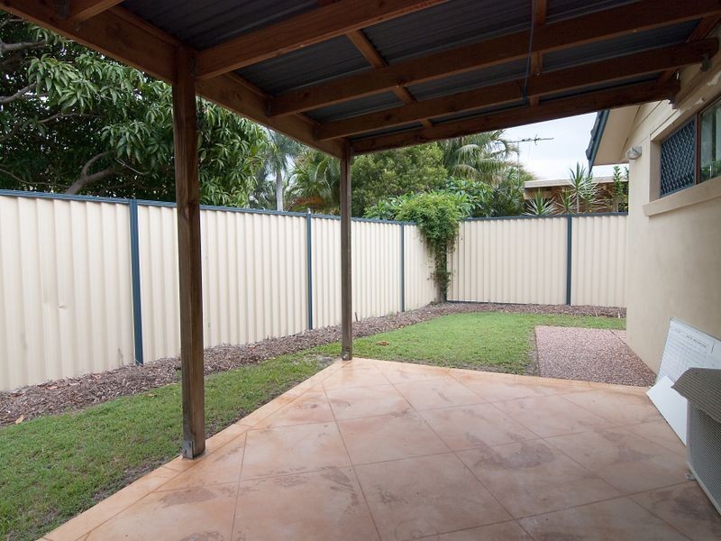2/403 Bayview Street, Hollywell QLD 4216