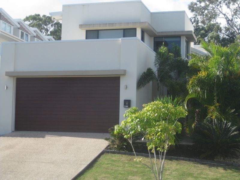 7026 Vista Drive, Royal Pines, Benowa QLD 4217