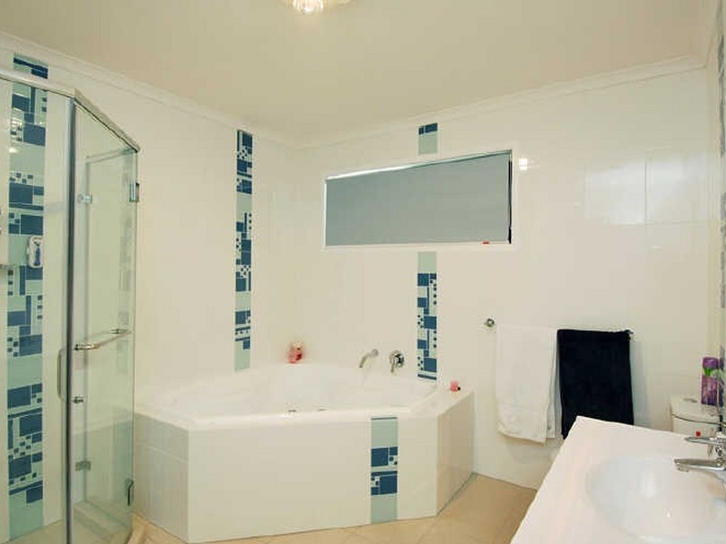 Sorrento QLD 4217