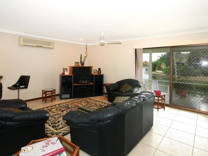 129 Campbell Street, Sorrento QLD 4217