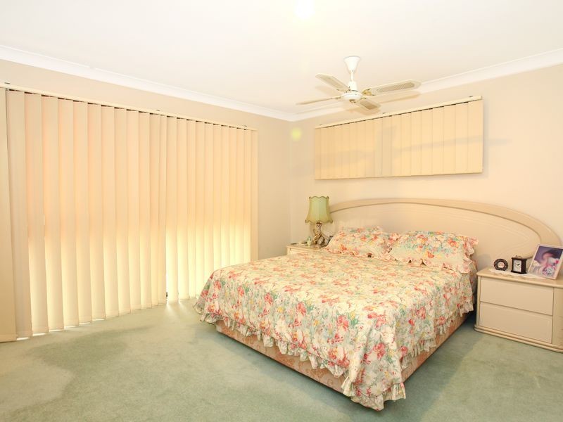 129 Campbell Street, Sorrento QLD 4217