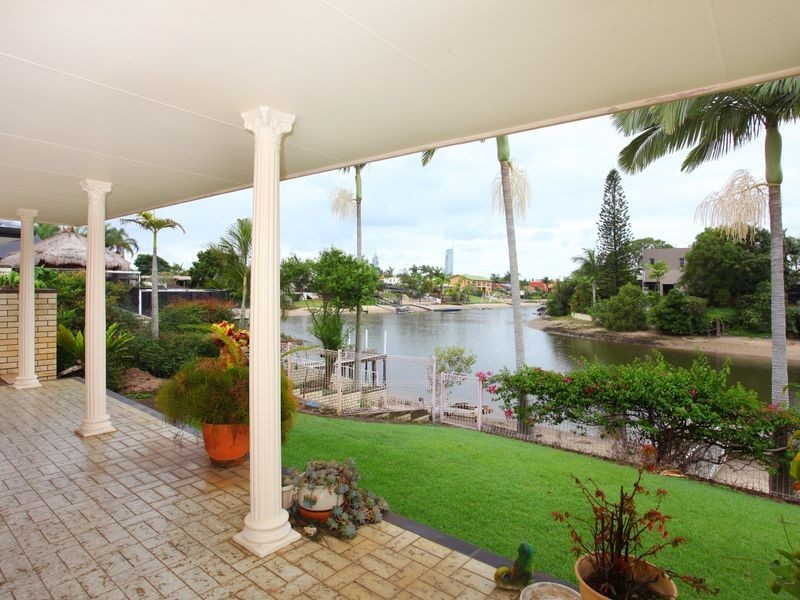 129 Campbell Street, Sorrento QLD 4217