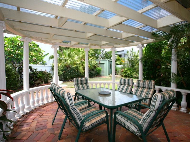15 Marseille Court, Sorrento QLD 4217
