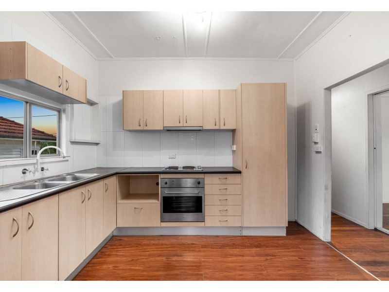 17 Walter Street, Murarrie QLD 4172