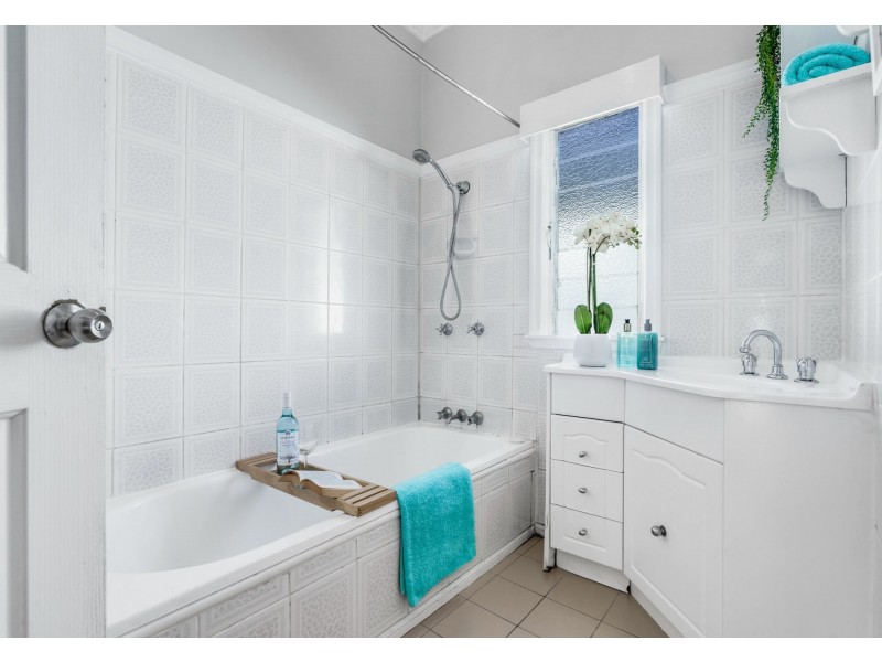 39 Invermore Street, Mount Gravatt East QLD 4122