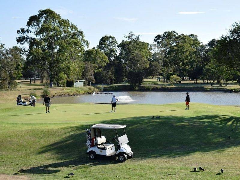 27 Gross Avenue, Hemmant QLD 4174