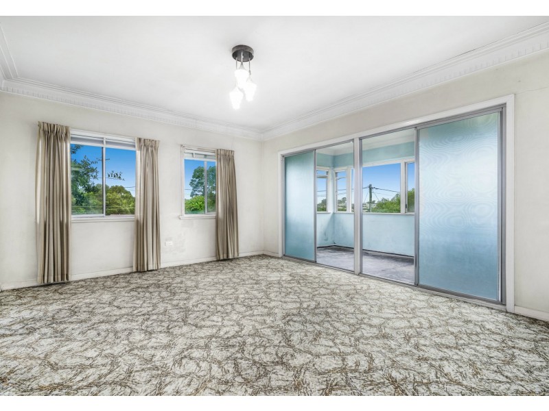 8 Phalerum Avenue, Seven Hills QLD 4170