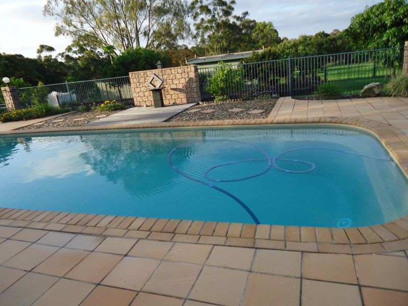 13-15 Grove Road, Holmview QLD 4207