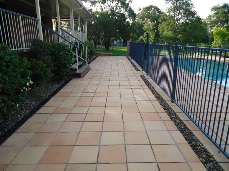 13-15 Grove Road, Holmview QLD 4207