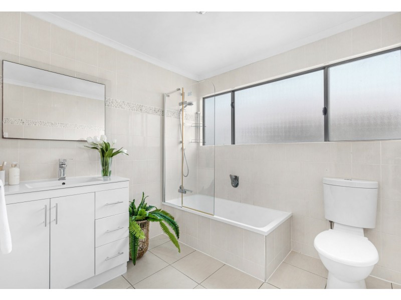 11 Railway Terrrace, Murarrie QLD 4172