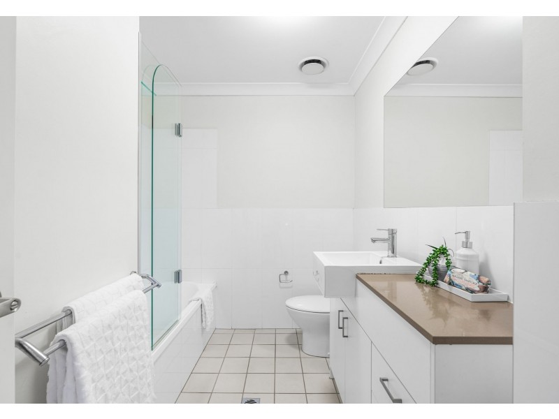 Unit 10/888 Wynnum Road, Cannon Hill QLD 4170