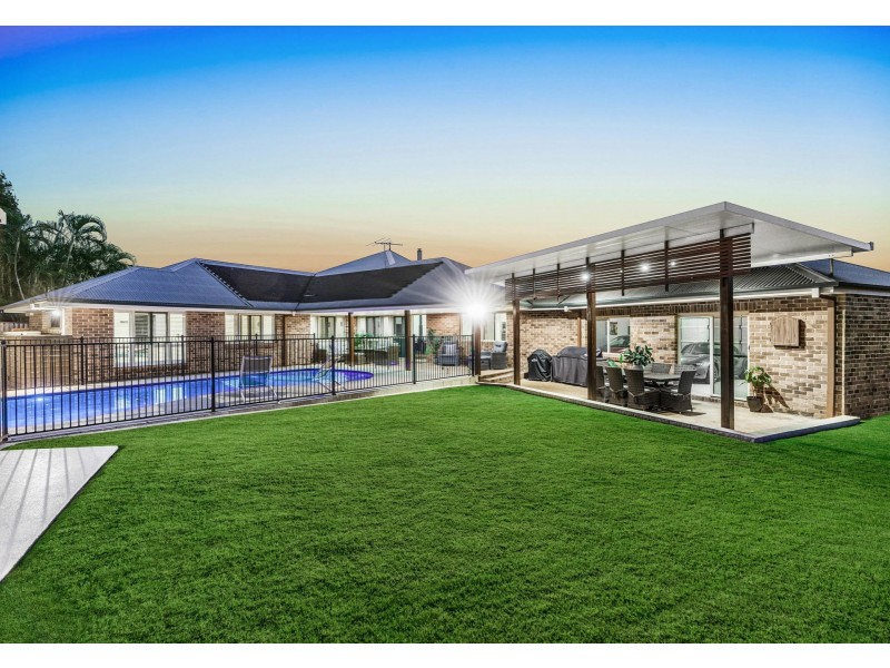 5 Blackhorse Drive, Kuraby QLD 4112