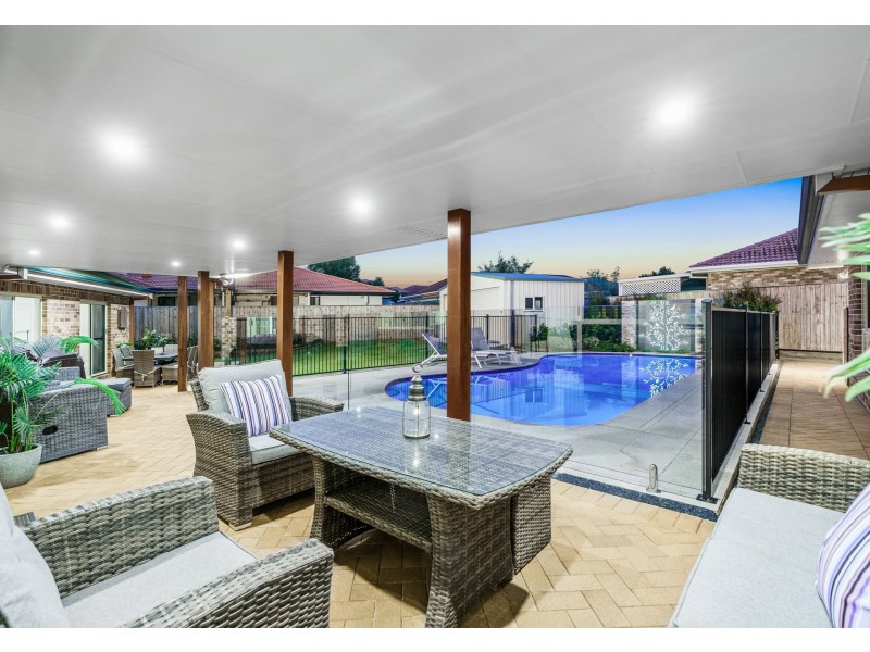 5 Blackhorse Drive, Kuraby QLD 4112