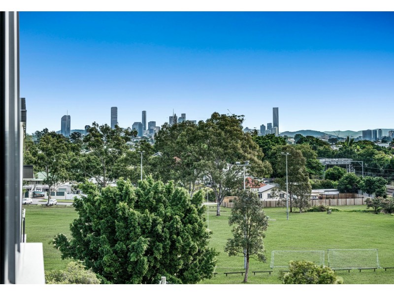 Unit 501/22 Andrews Street, Cannon Hill QLD 4170