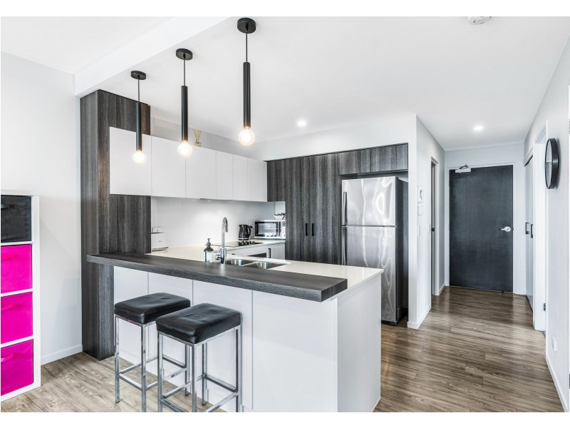 Unit 501/22 Andrews Street, Cannon Hill QLD 4170