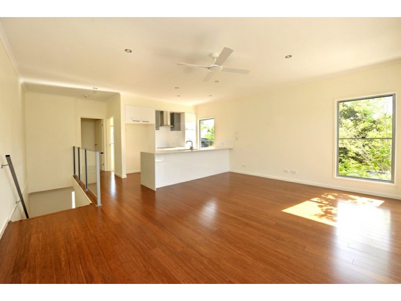 2/26 Jellicoe Street, Coorparoo QLD 4151