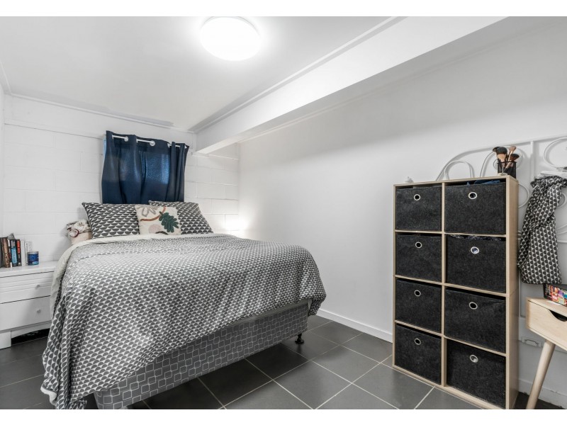 5 Lyric Street, Cannon Hill QLD 4170