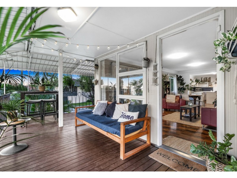 5 Lyric Street, Cannon Hill QLD 4170