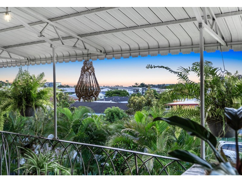 5 Lyric Street, Cannon Hill QLD 4170