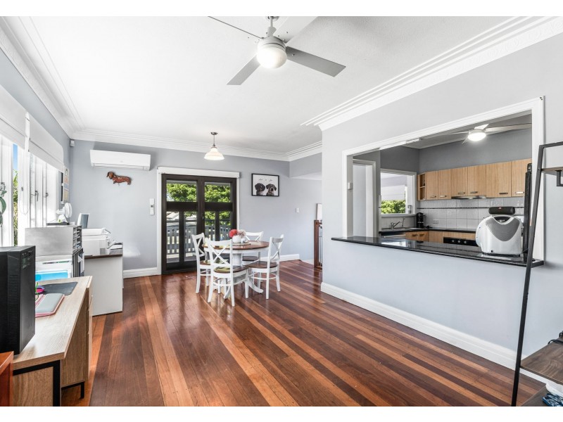 34 Gatling Road, Cannon Hill QLD 4170