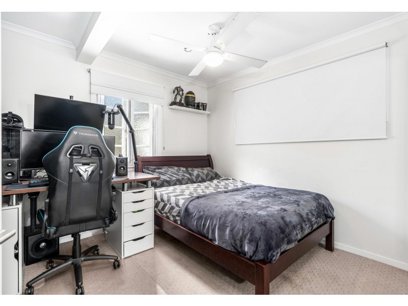 34 Gatling Road, Cannon Hill QLD 4170