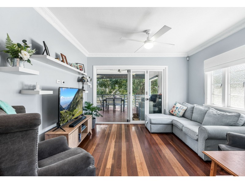 34 Gatling Road, Cannon Hill QLD 4170