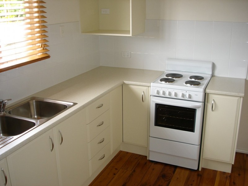 33 Pansy Street, Wynnum QLD 4178