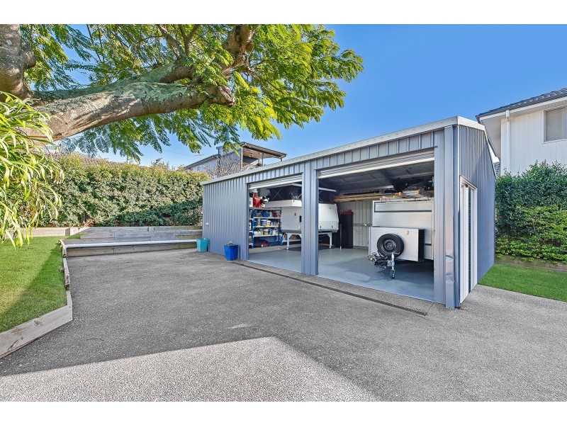 19 Sibley Road, Wynnum West QLD 4178