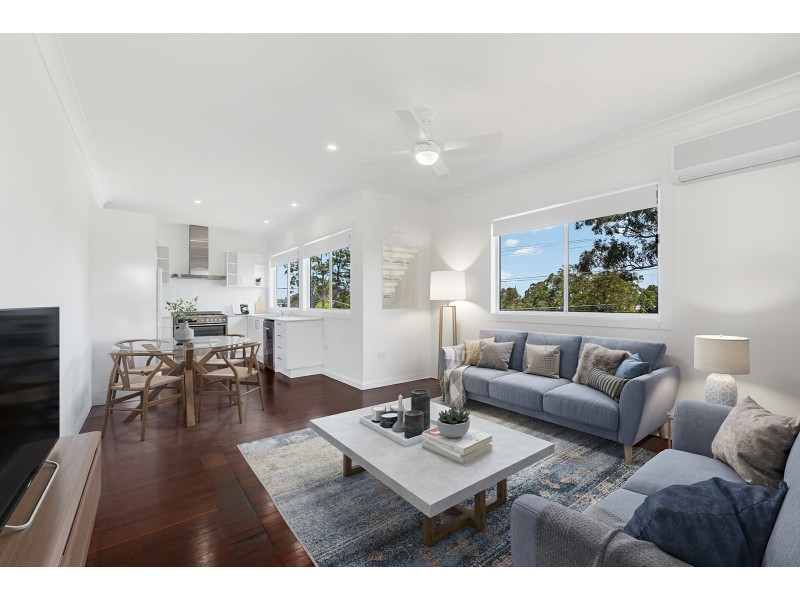 19 Sibley Road, Wynnum West QLD 4178