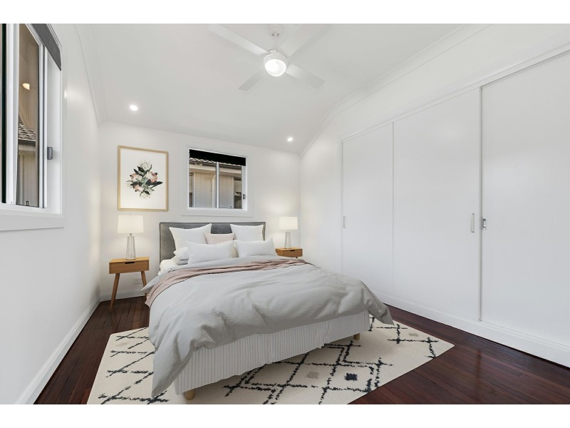 19 Sibley Road, Wynnum West QLD 4178