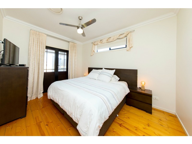 118 Armstrong Road, Cannon Hill QLD 4170