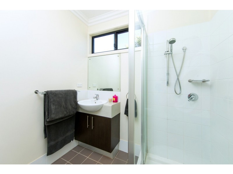 118 Armstrong Road, Cannon Hill QLD 4170