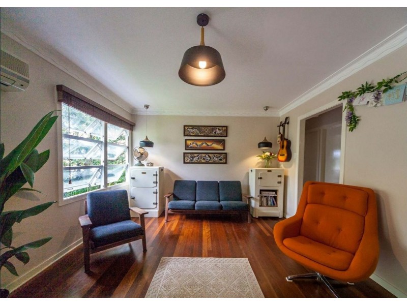 296 Richmond Road, Cannon Hill QLD 4170