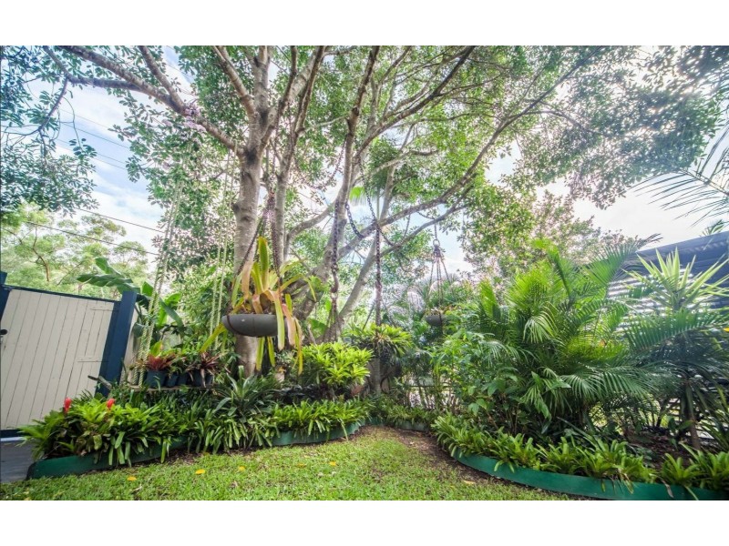 296 Richmond Road, Cannon Hill QLD 4170