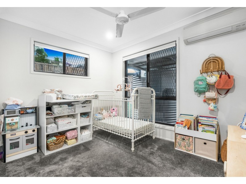 52 Rembrandt Street, Carina QLD 4152