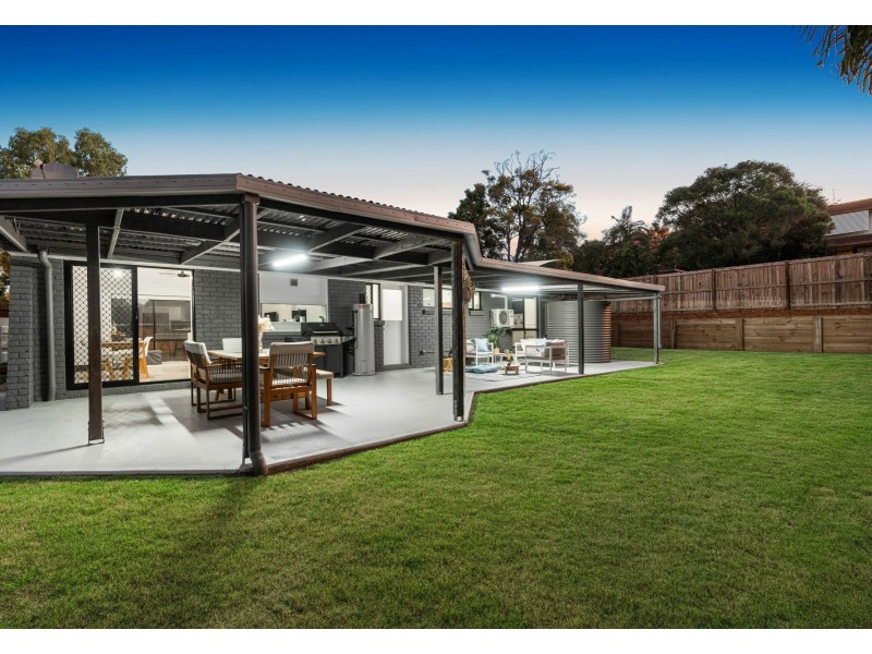 52 Rembrandt Street, Carina QLD 4152