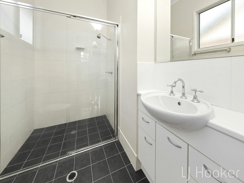 38 Moncrief Road, Cannon Hill QLD 4170