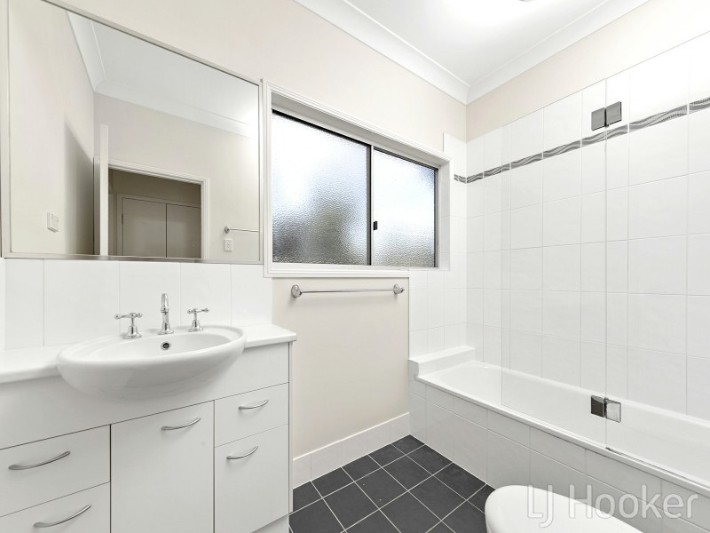 38 Moncrief Road, Cannon Hill QLD 4170