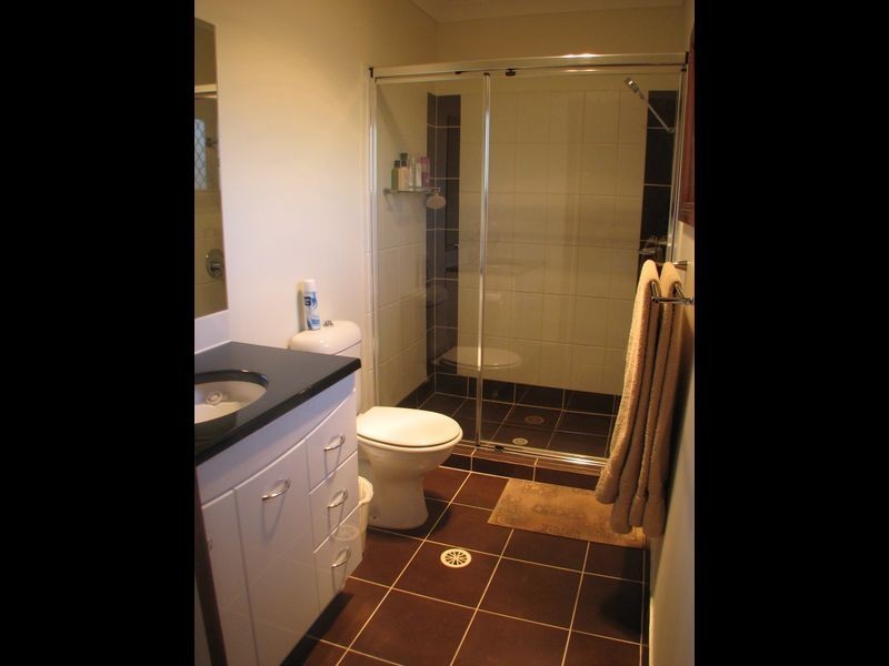 86 Gatling Rd, Cannon Hill QLD 4170