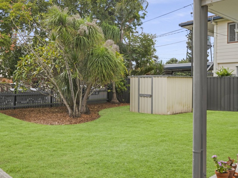 16 Blackwood Road, Manly West QLD 4179