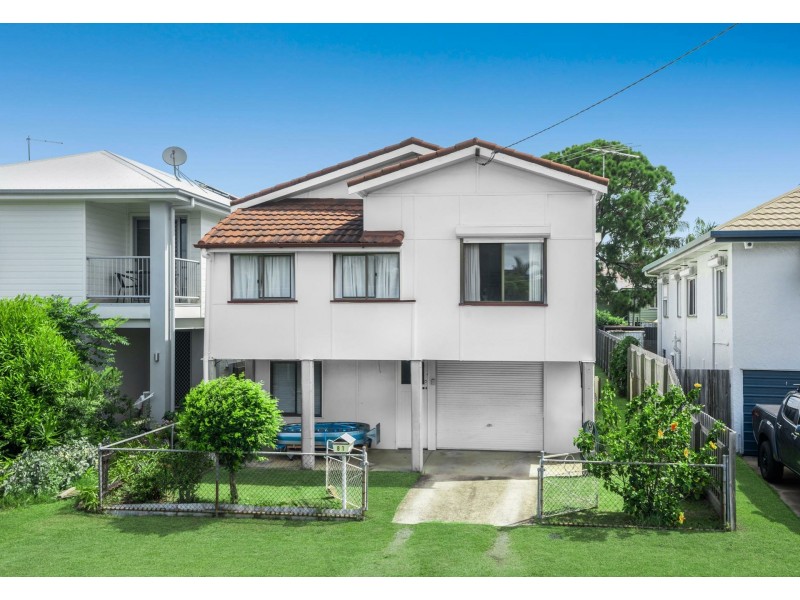 81 Grattan Terrace, Manly QLD 4179