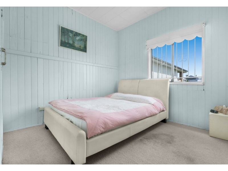 81 Grattan Terrace, Manly QLD 4179