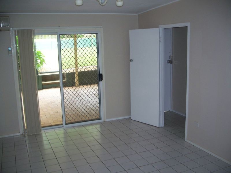 28 Lewis St, Camp Hill QLD 4152