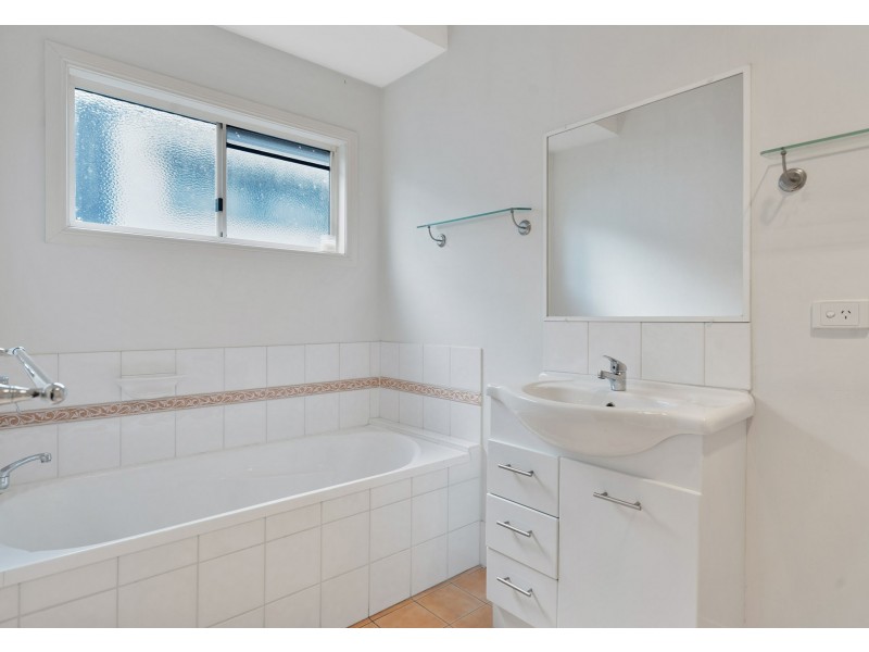 4A Cannondale Street, Cannon Hill QLD 4170