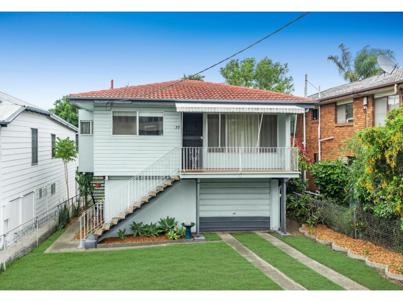 33 Edge Street, Murarrie QLD 4172