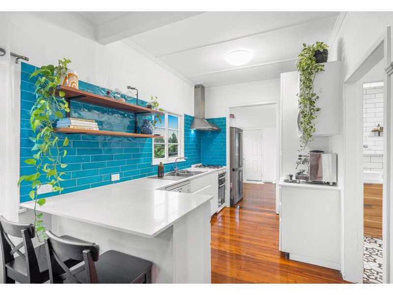 15 Herbert Street, Murarrie QLD 4172
