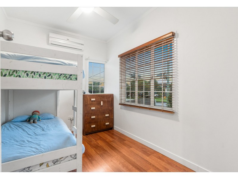 15 Herbert Street, Murarrie QLD 4172