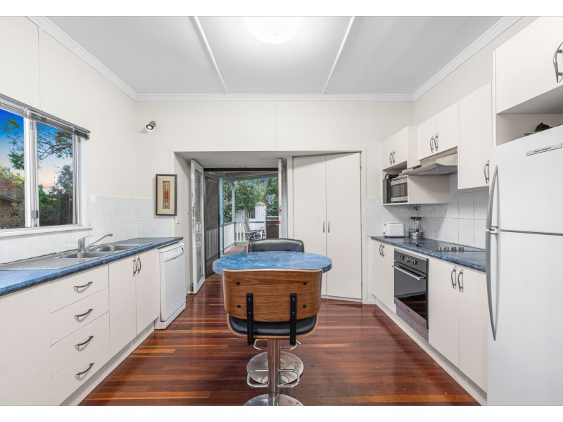 14 Herbert Street, Murarrie QLD 4172