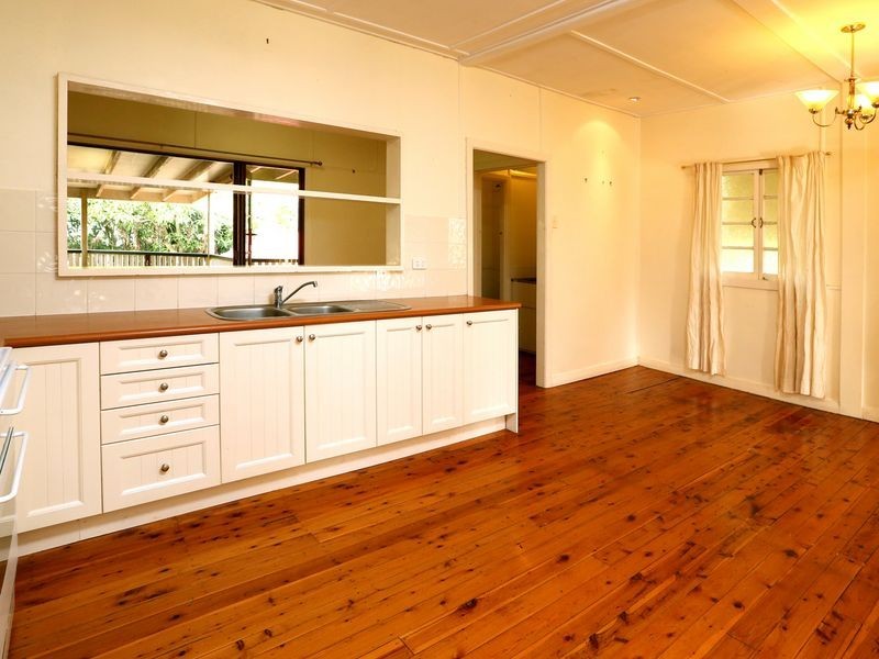 19 Goolara Street, Cannon Hill QLD 4170