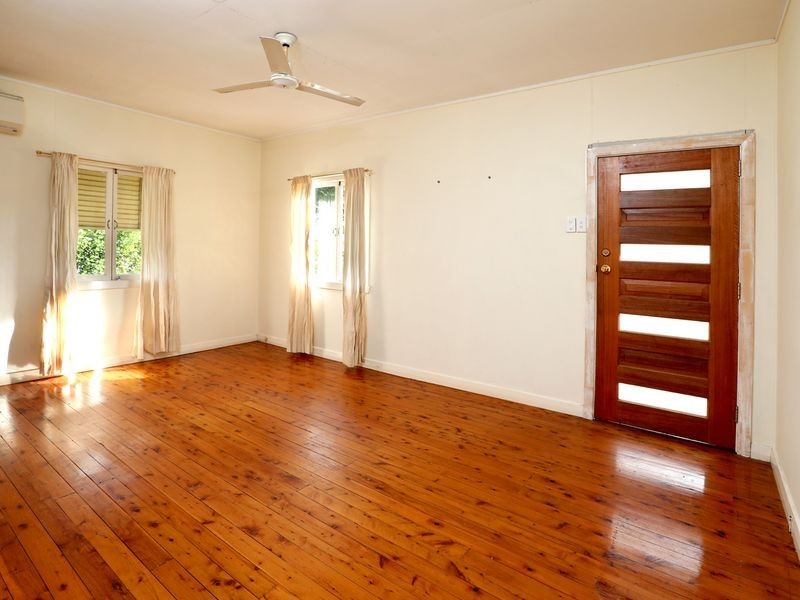 19 Goolara Street, Cannon Hill QLD 4170